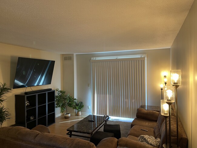 Building Photo - 1976 Haughton Ave