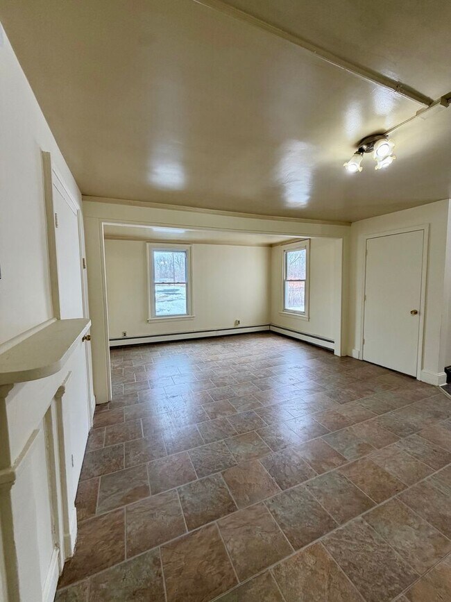 Foto del edificio - 94-96 Greenkill Ave