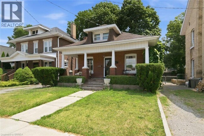 Photo du bâtiment - 115 St Paul Ave