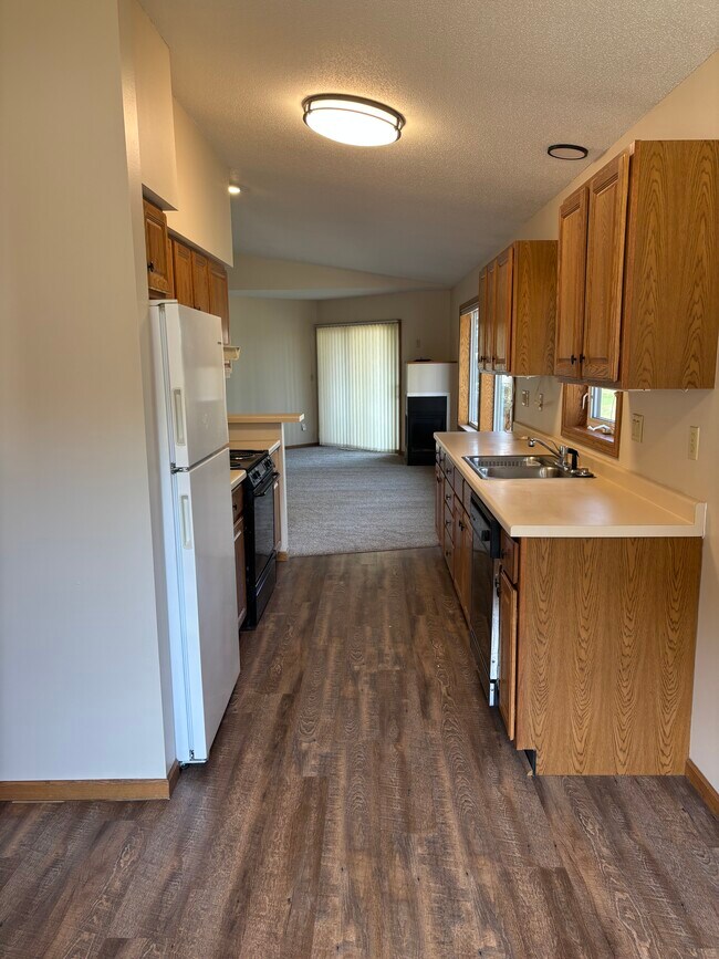 Cocina - 573 Timber Creek Cir