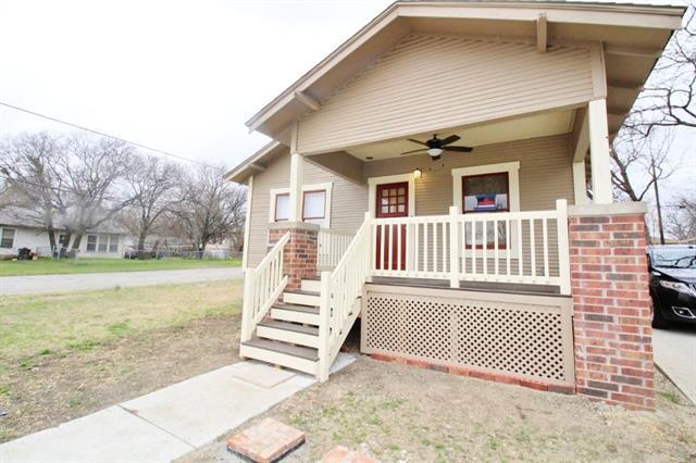 Building Photo - 1201 E Pulaski St