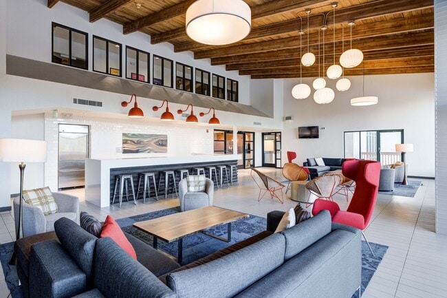 Building Photo - Avana Belmar