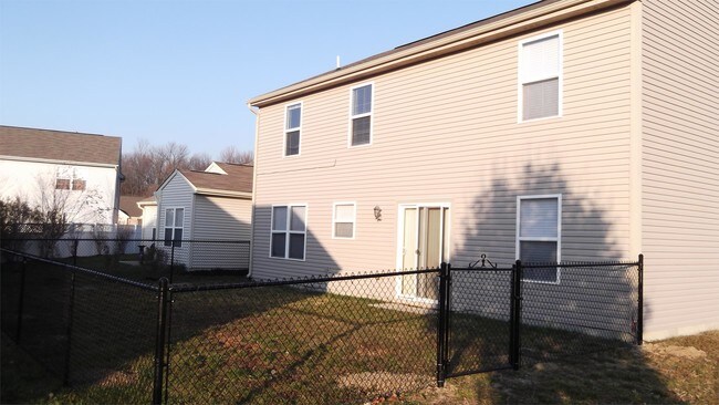 Building Photo - 8155 Chesterhill Way