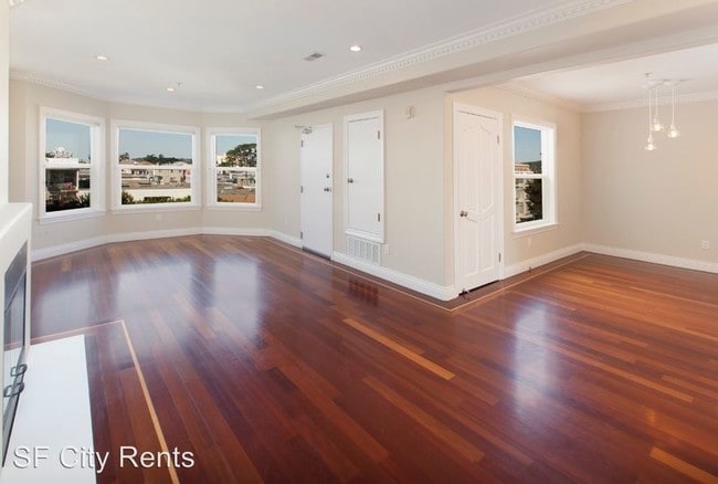 Building Photo - 2 br, 2 bath Apartment - 455 8th Ave. #3