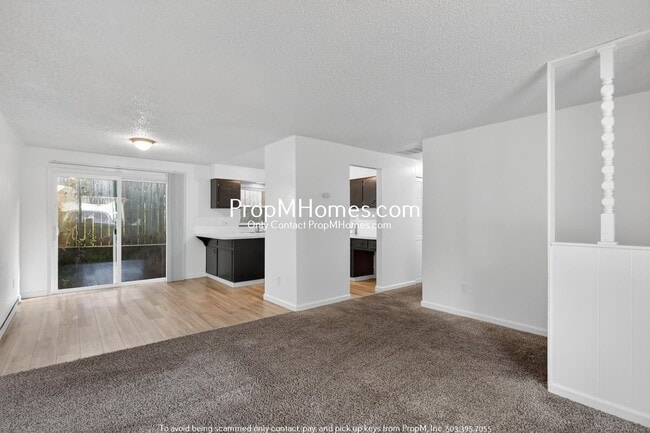 Foto del edificio - Three Bedroom Home in NE!