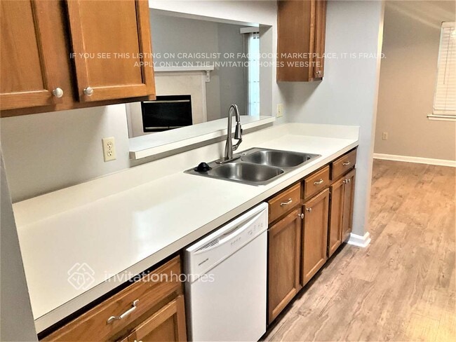 Building Photo - 479 Baybrook Dr