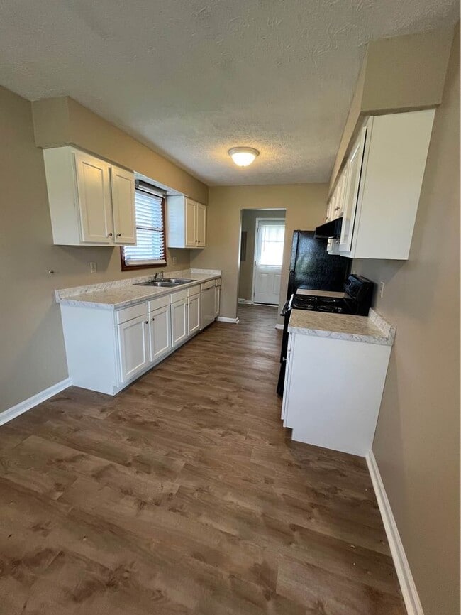 Foto del edificio - 302 Madison Hills Blvd