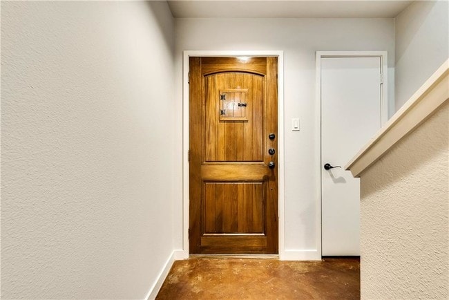 Building Photo - 3110 Ross Ave