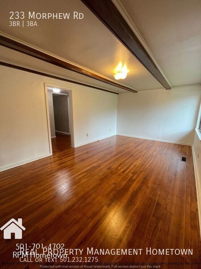 Foto del edificio - Beautiful 3 bedroom 2.5 bath home on Lake ...