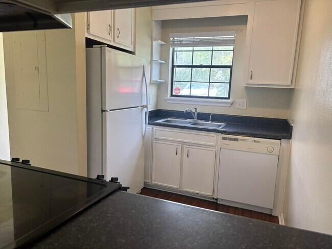 Foto del edificio - 4099 Blind Brook Ct