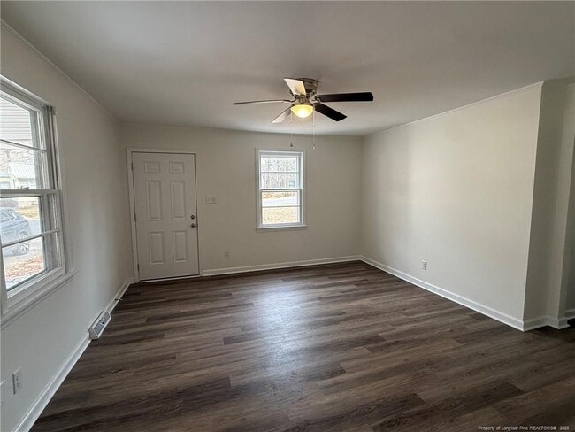 Building Photo - 671 Forest Dr