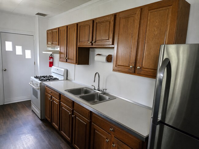 Foto del edificio - 2 Bedroom Single Family Home in Columbia!