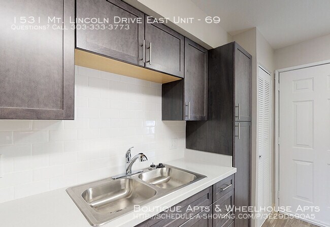 Foto del edificio - Wheelhouse Apartments