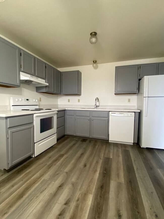 Foto del edificio - Updated Two Bedroom unit off Orchard Street, In Tacoma!