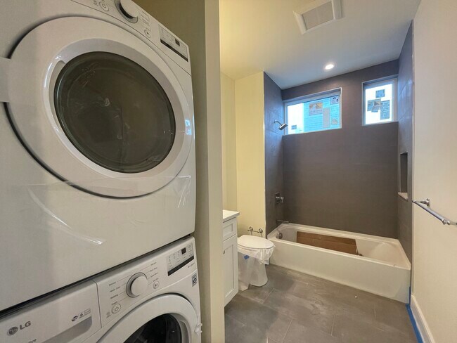 Foto del edificio - 65 Cameron St