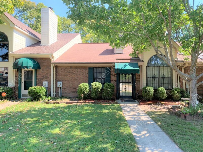 Foto principal - 1249 Magnolia Pl