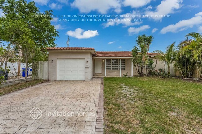 Building Photo - 1313 N Park Rd