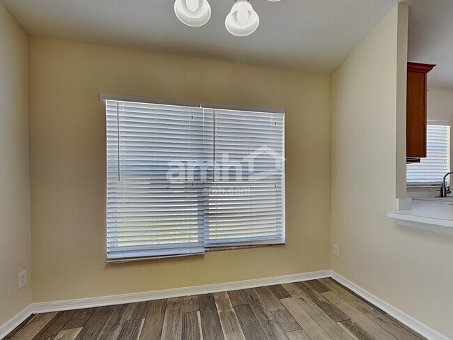 Foto del edificio - 3607 Harvest Orchard Dr