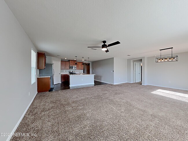 Foto del edificio - 2209 Pebble Point Dr
