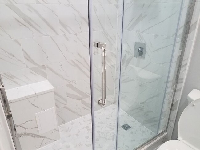 1st Fl Bathroom - 3408 Charlotte St