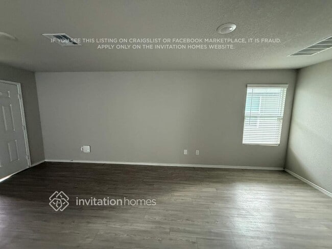 Building Photo - 14539 Southton Pond