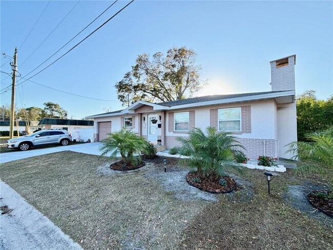 Foto del edificio - 250 Southwest Jefferson Cir N