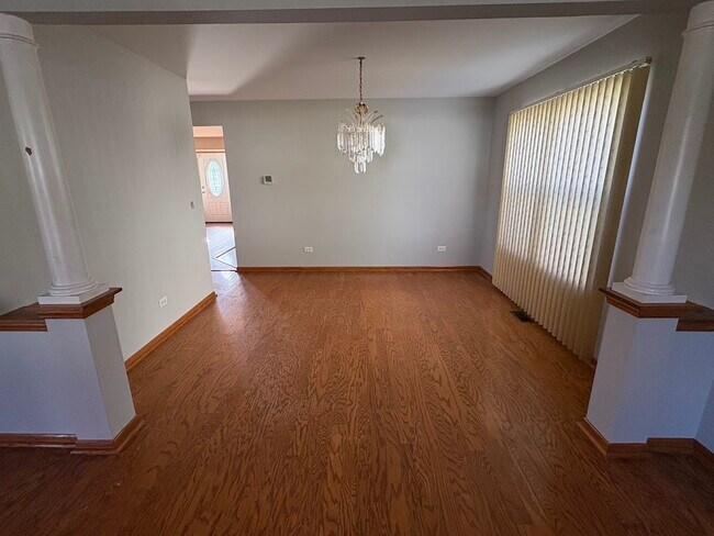 Foto del edificio - 23901 Cahills Way