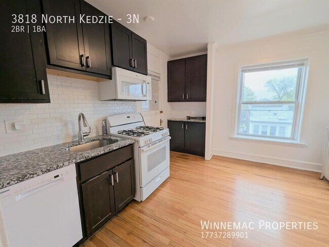 Foto del edificio - 3818 North Kedzie-3N