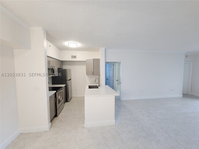 Foto del edificio - 11715 W Atlantic Blvd