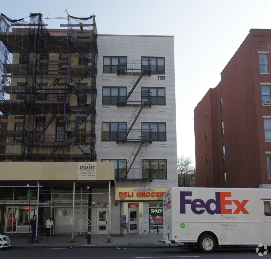 Building Photo - 2288 2nd Ave