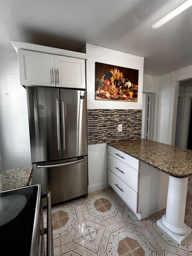 Foto del edificio - 651 Pleasant Valley Pkwy