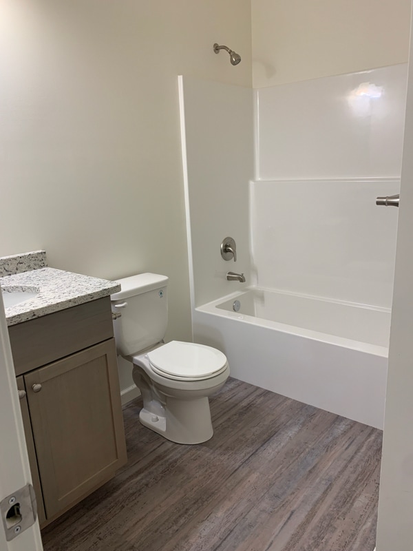 Foto del edificio - 456 Westside Dr