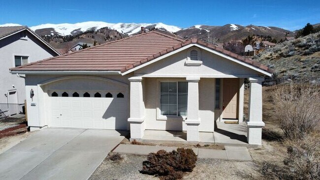 Foto del edificio - Stunning 3-Bedroom Home in Desirable North...