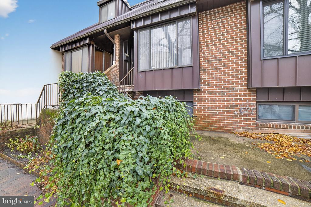 Foto principal - 105 Jackson St