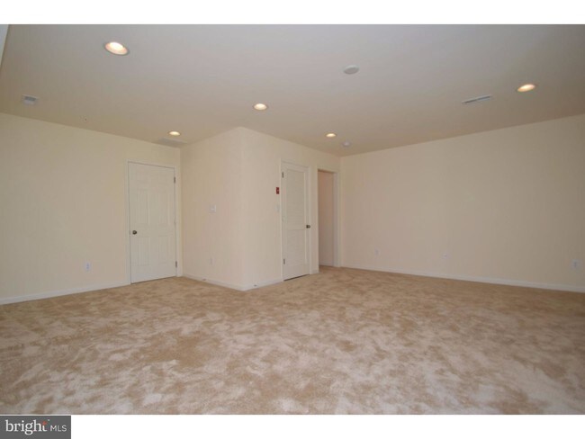 Building Photo - 2219 Matts Way