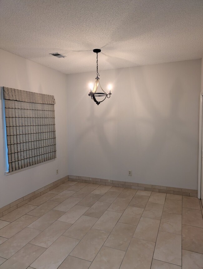 Building Photo - 106 Bethany Ln
