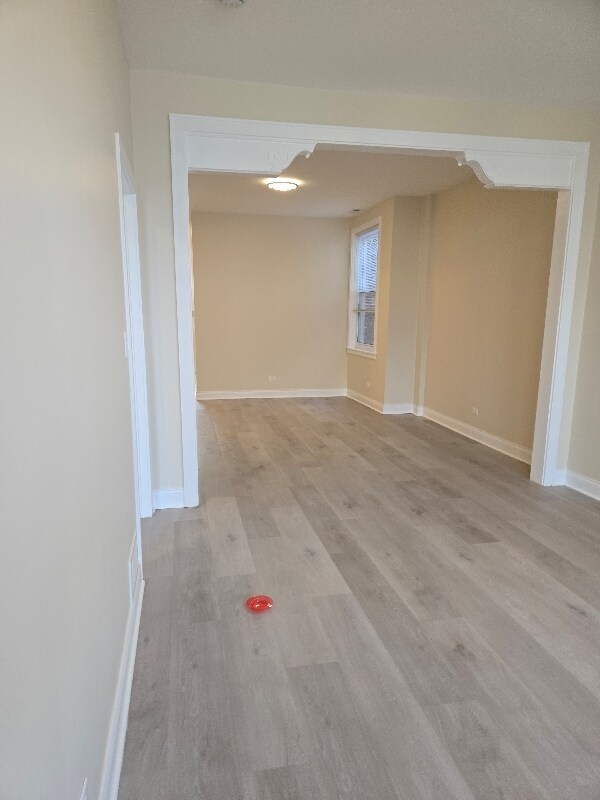 Foto del edificio - 4801 W Armitage Ave