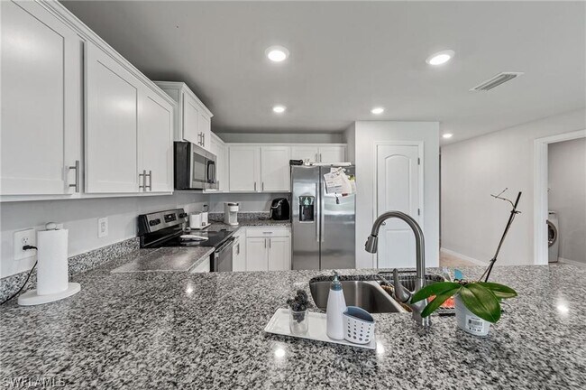 Foto del edificio - 1013 NE 15th St