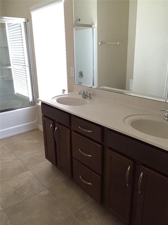 Foto del edificio - 10716 Dawson Lily Way