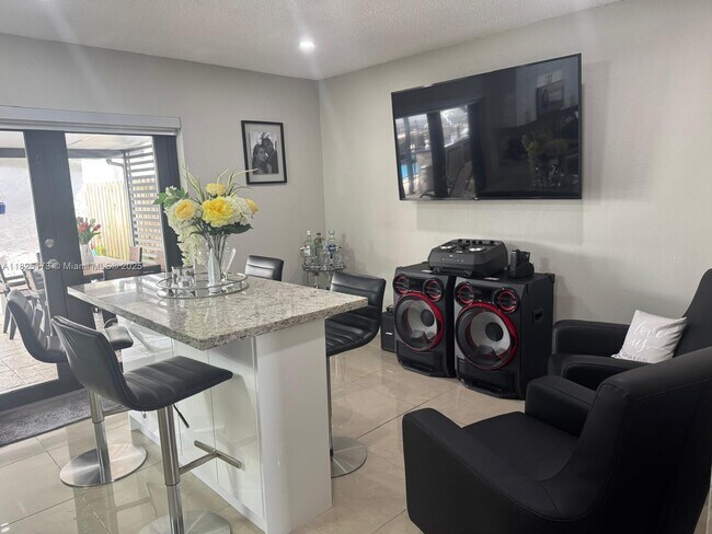 Foto del edificio - 12413 SW 200th Terrace