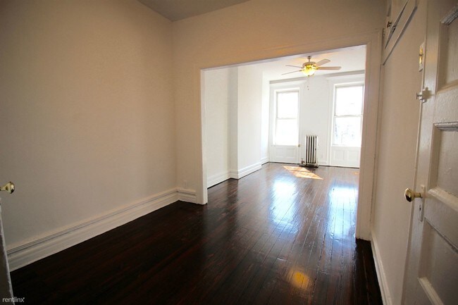 Building Photo - 2 br, 1 bath Apartment - 336 74th St