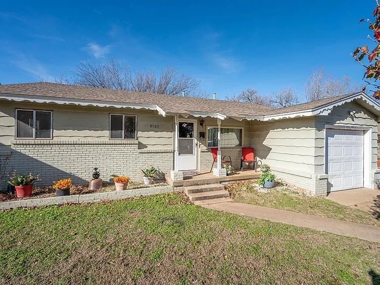 Photo - 9909 N McKinley Ave (Oklahoma City, OK)
