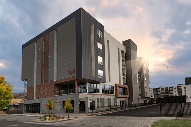 Foto del edificio - Casa Milagros 62+ Senior Housing Community