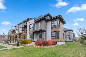 Building Photo - 509 Rue Frédéric-Back