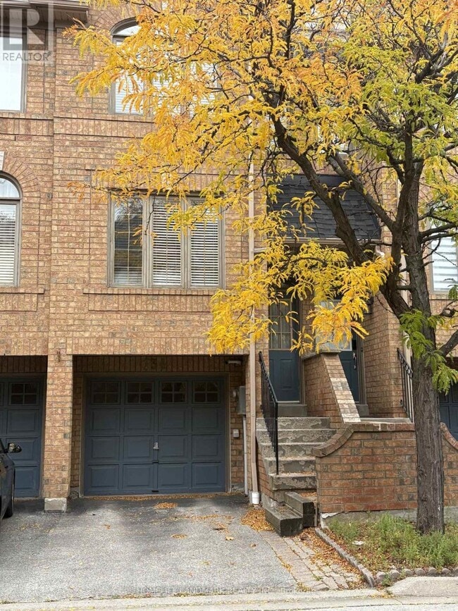 Photo du bâtiment - 1168 Arena Rd