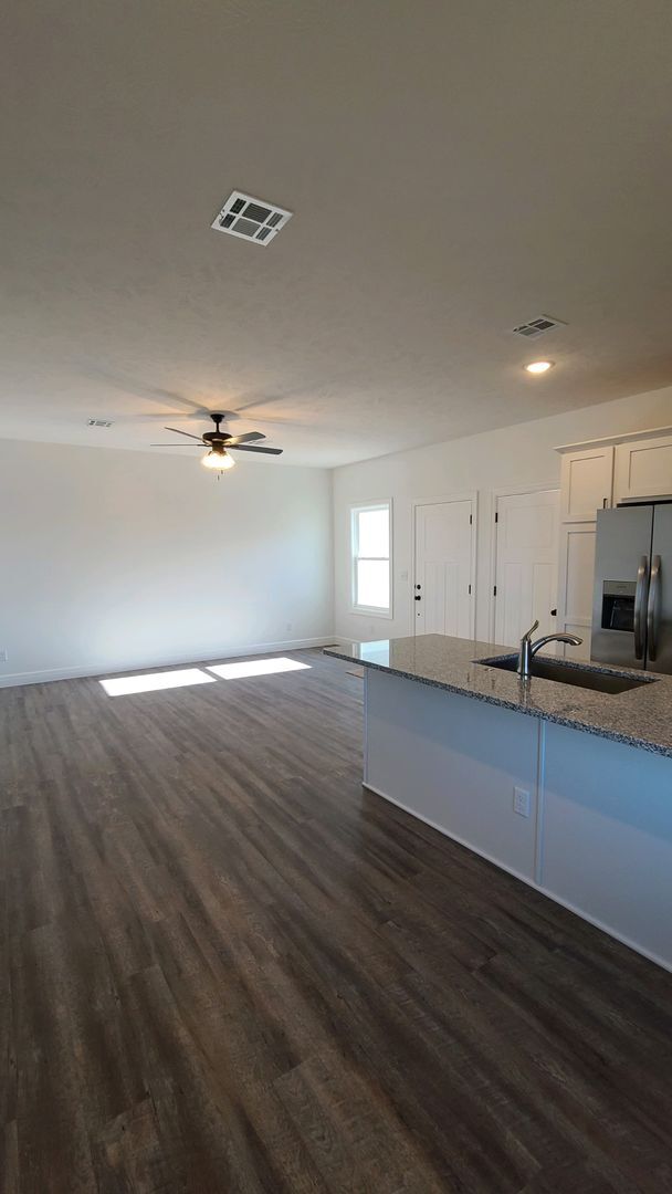 Foto del edificio - New duplex!