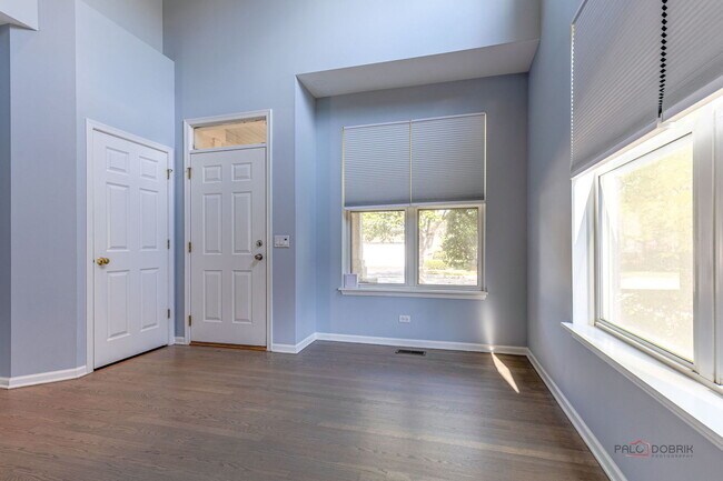 Foto del edificio - 4225 Henry Way