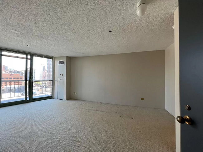 Foto del edificio - 111 W Maple St
