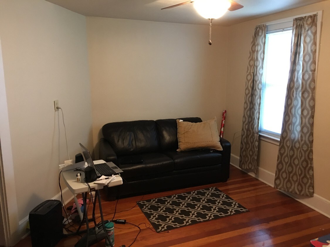 Foto principal - 169 Foxon Blvd