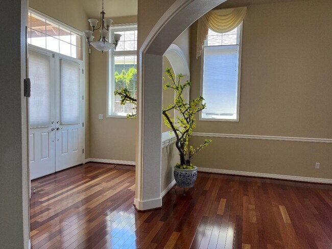 Foto del edificio - 1126 S 36th Pl